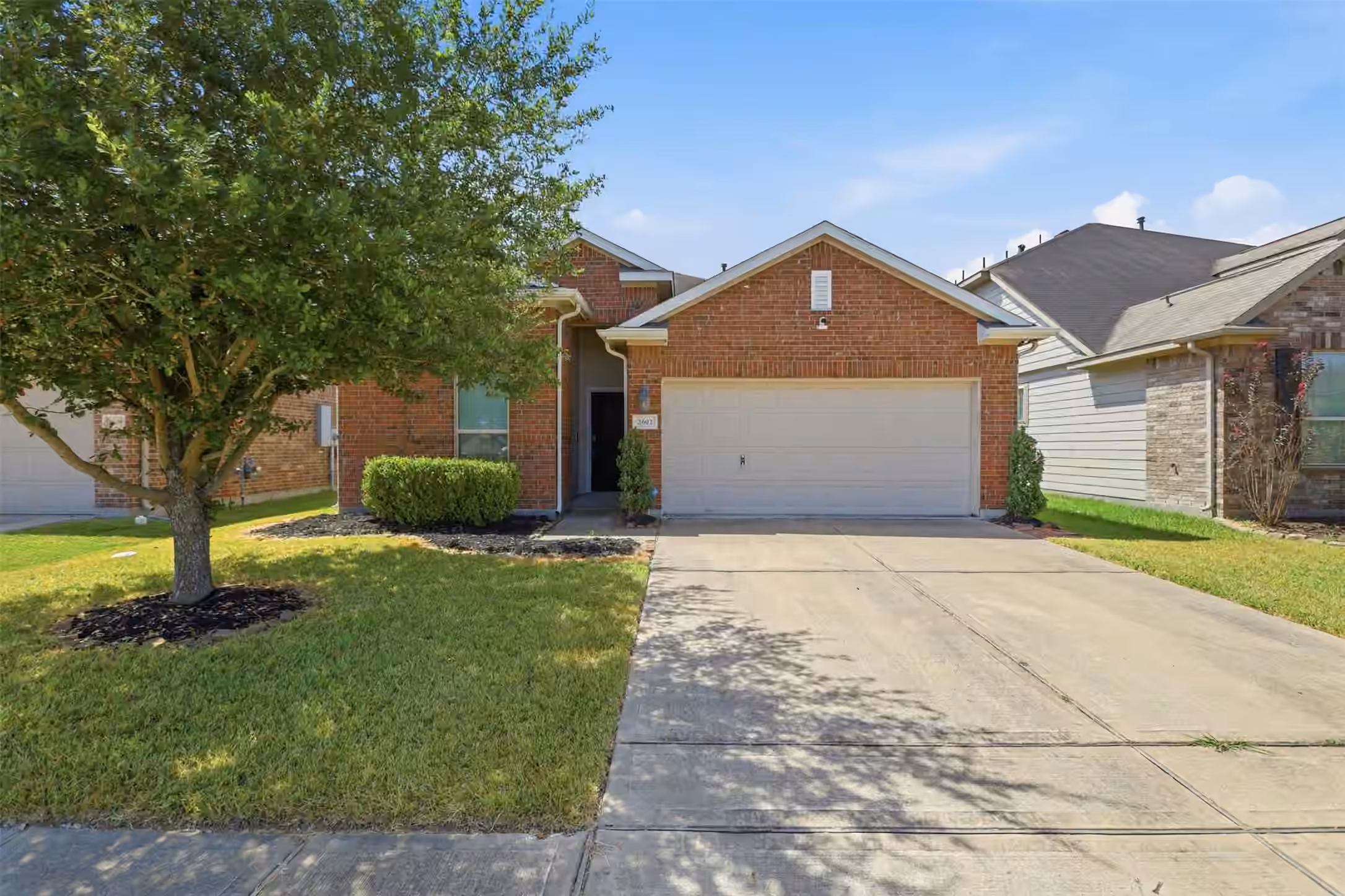 Photo 2 of 2602 Cold River Dr Drive, Humble, TX