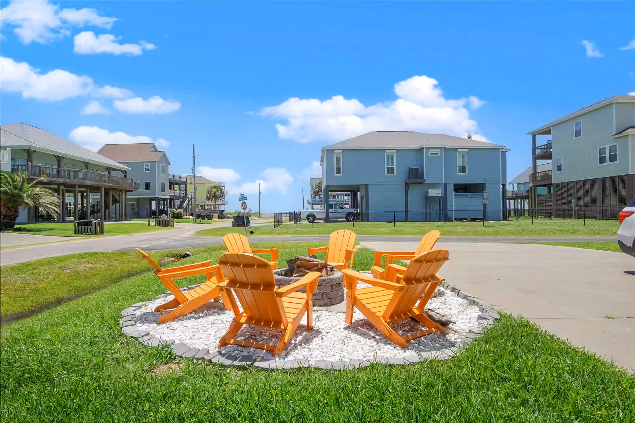 Photo 3 of 819 Eastview, Crystal Beach, TX