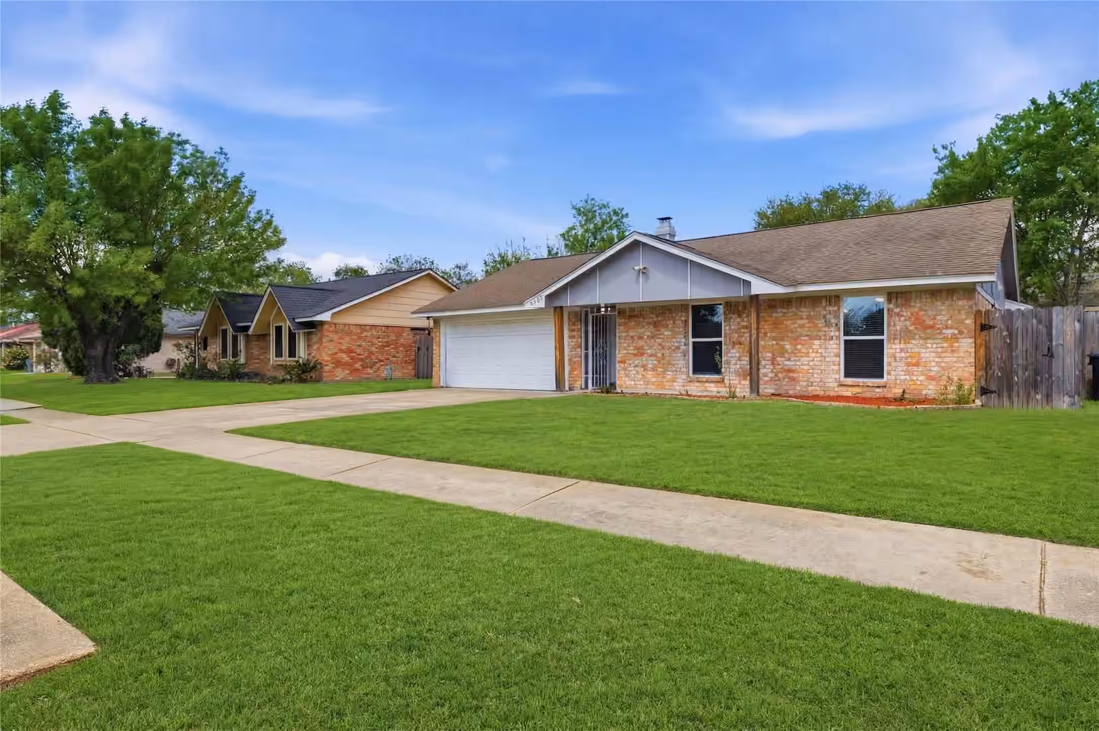 Photo 2 of 7030 Sandswept Lane, Houston, TX