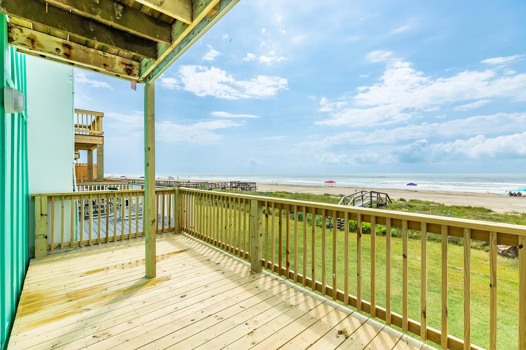 Photo of 101 Pelican Place 7, Surfside Beach, TX 77541