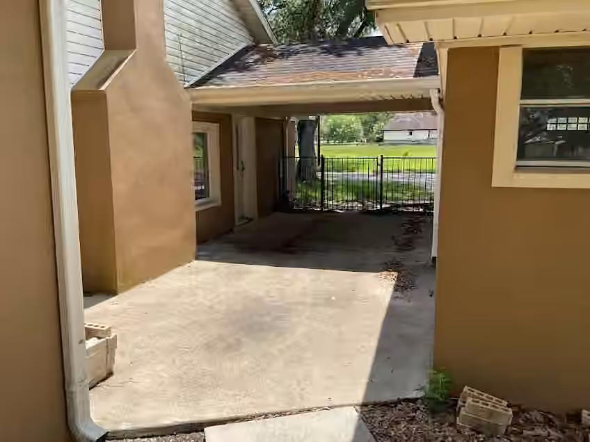 Photo 2 of 2323 Stevenson Road CR391, Pearland, TX