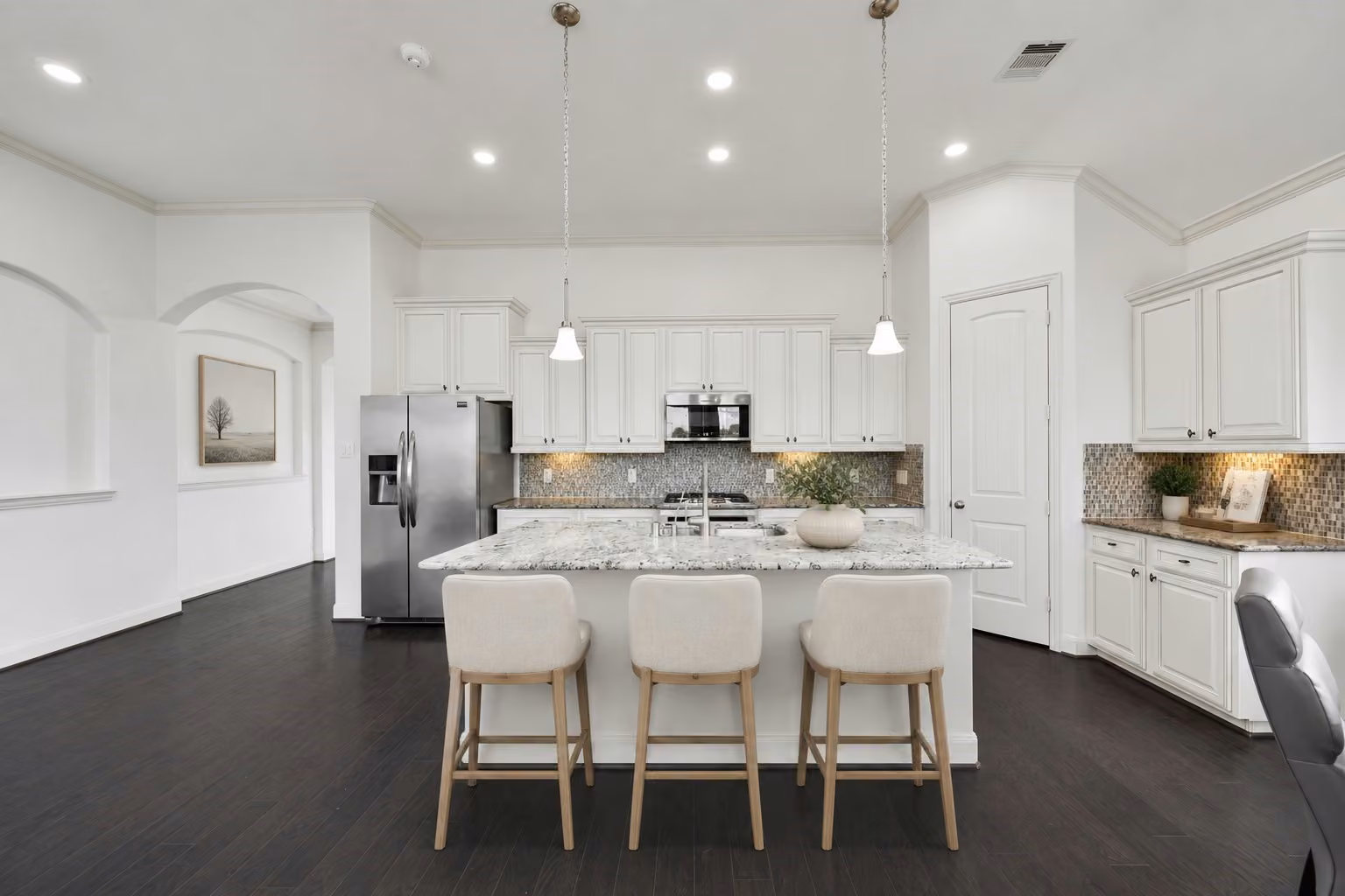 Photo 7 of 11030 Sarah Bluff Lane, Cypress, TX