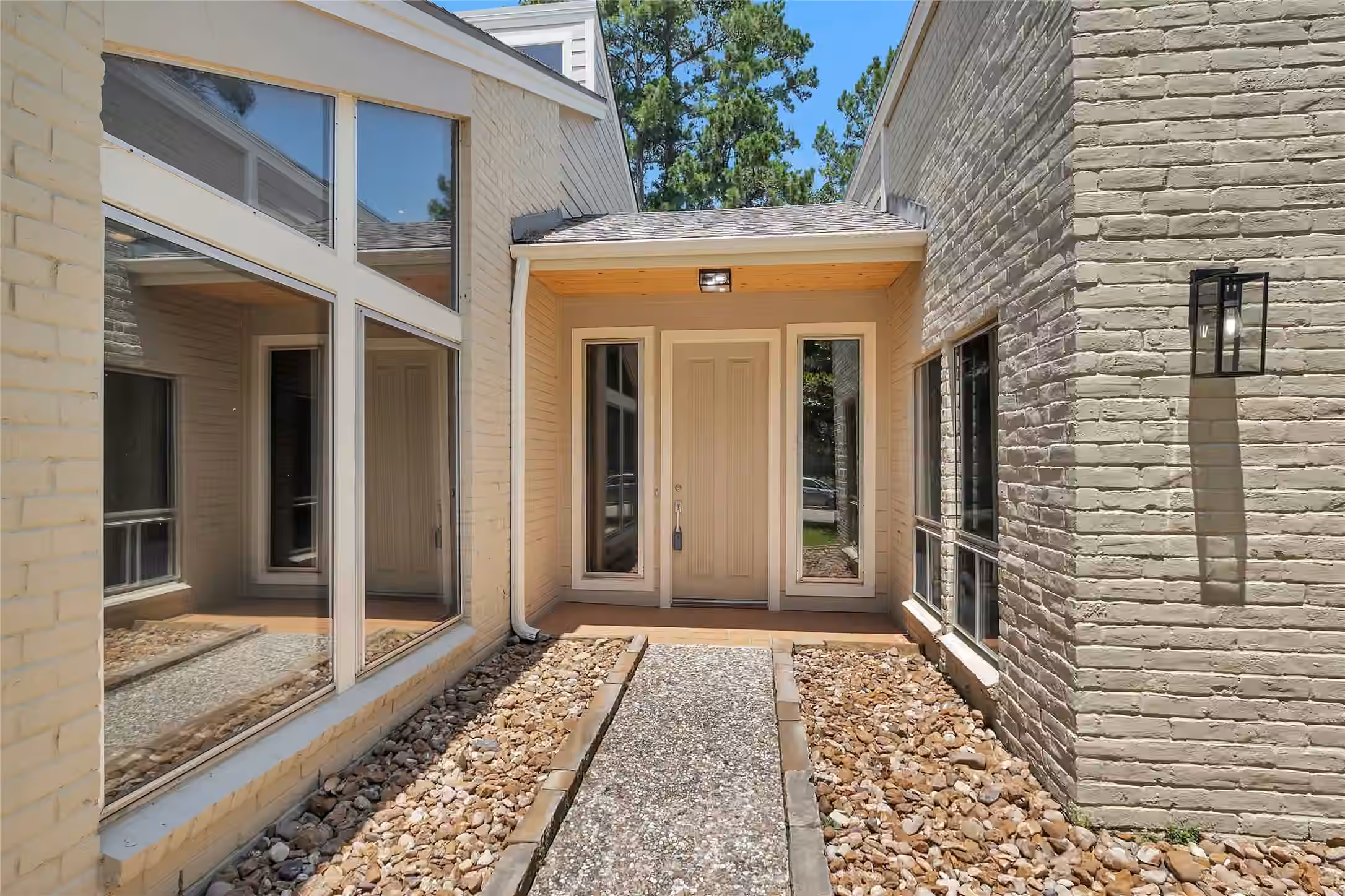 Photo 4 of 11830 Thoreau Drive, Montgomery, TX