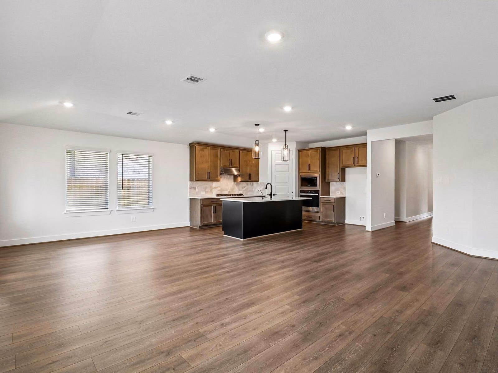 Photo 7 of 2830 Duchess Drive, Rosenberg, TX