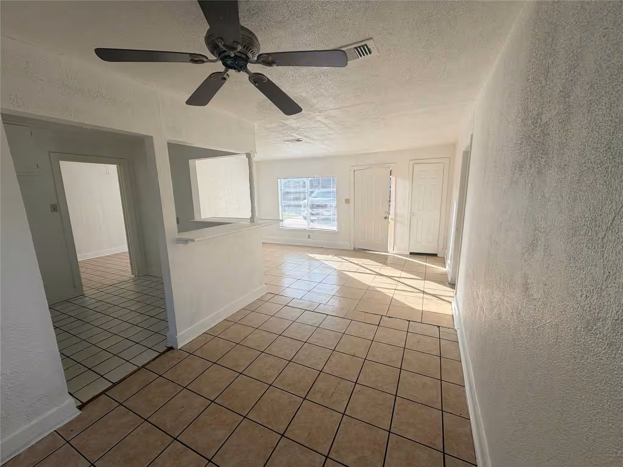 Photo 3 of 7318 Forrestal Street, Houston, TX