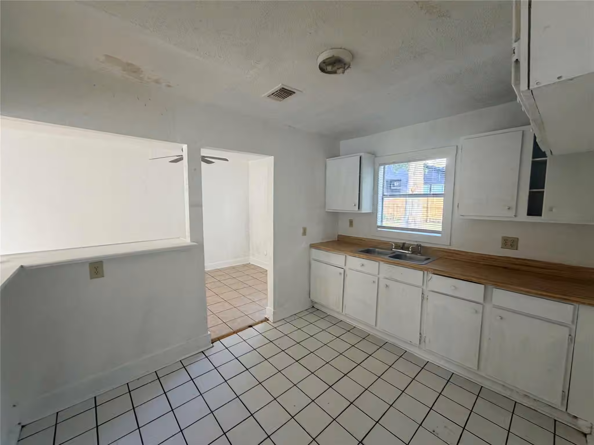 Photo 5 of 7318 Forrestal Street, Houston, TX