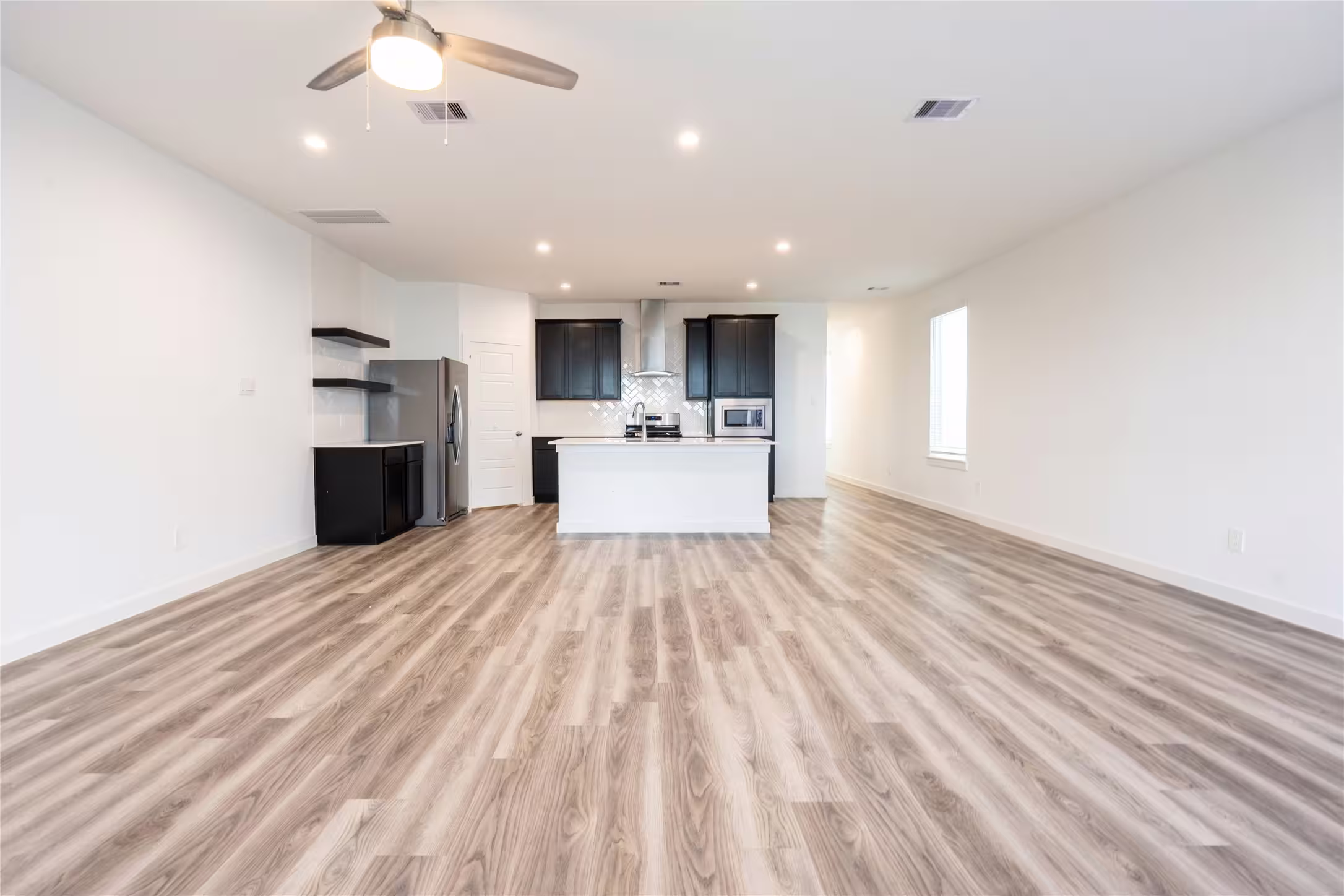 Photo 6 of 12327 Brandenburg Gate Dr Drive, Houston, TX