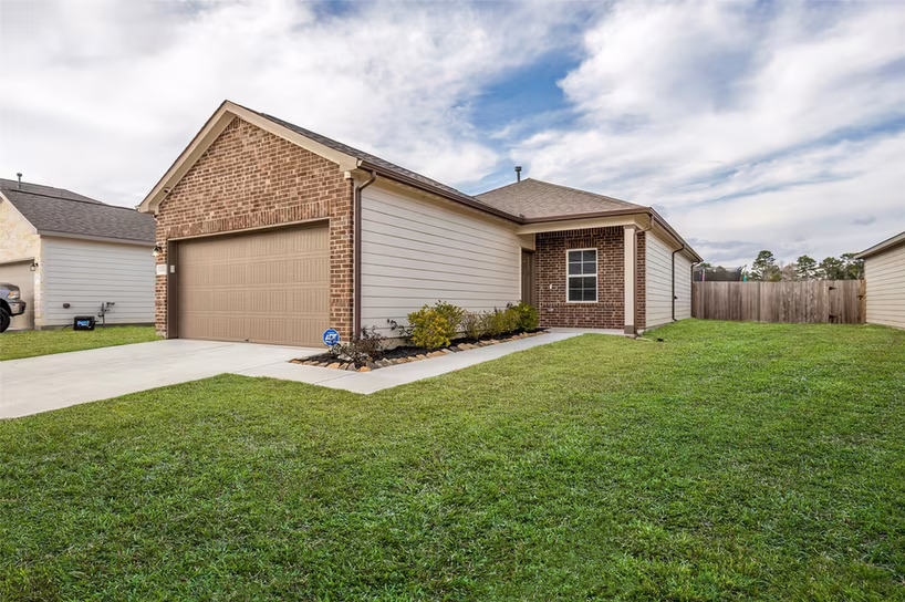 Photo 2 of 1172 Cypress Lane, Dayton, TX