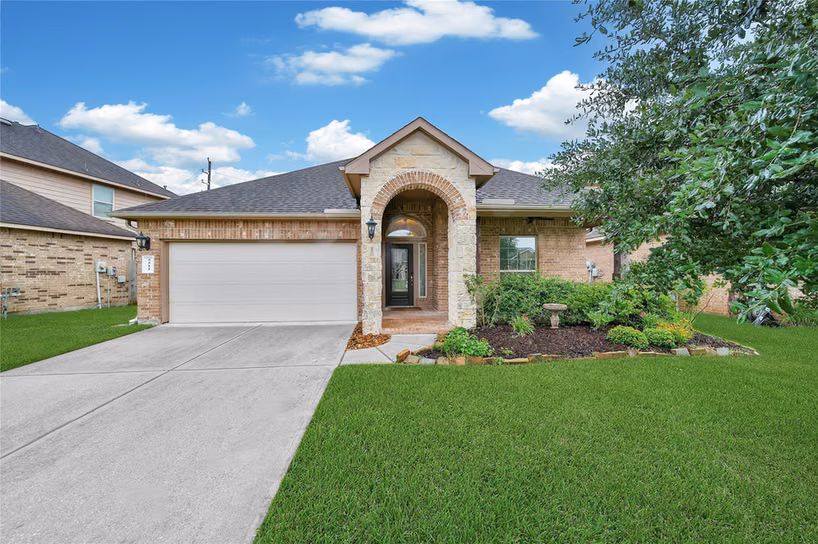 Photo of 5511 Claymore Meadow Lane, Spring, TX