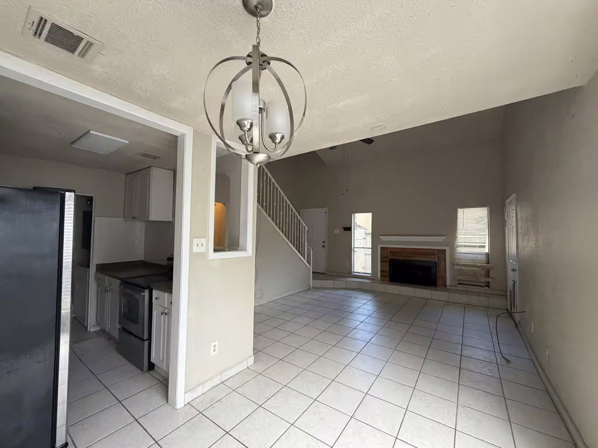 Photo 4 of 9333 Pagewood Lane, Houston, TX