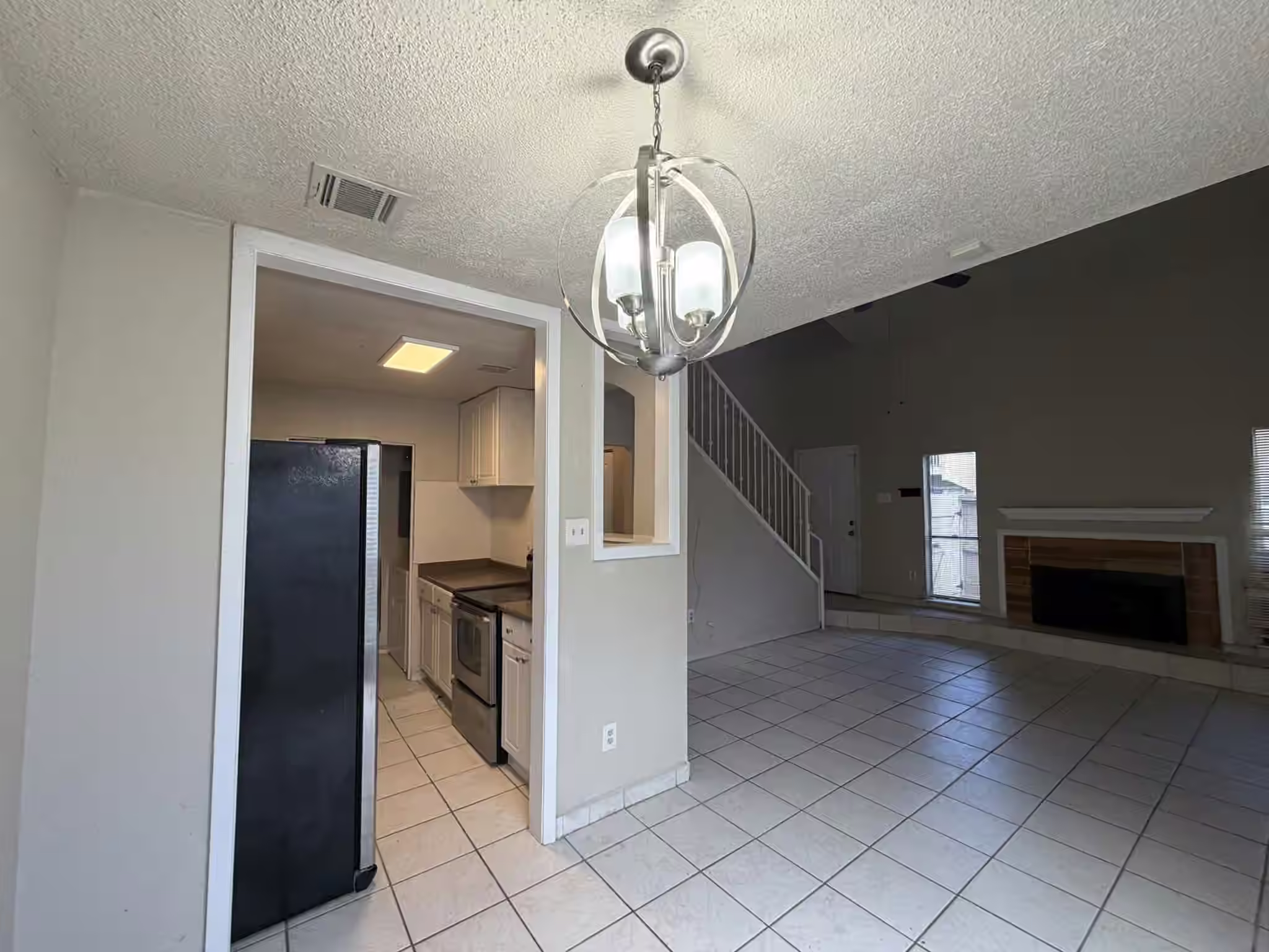 Photo 5 of 9333 Pagewood Lane, Houston, TX