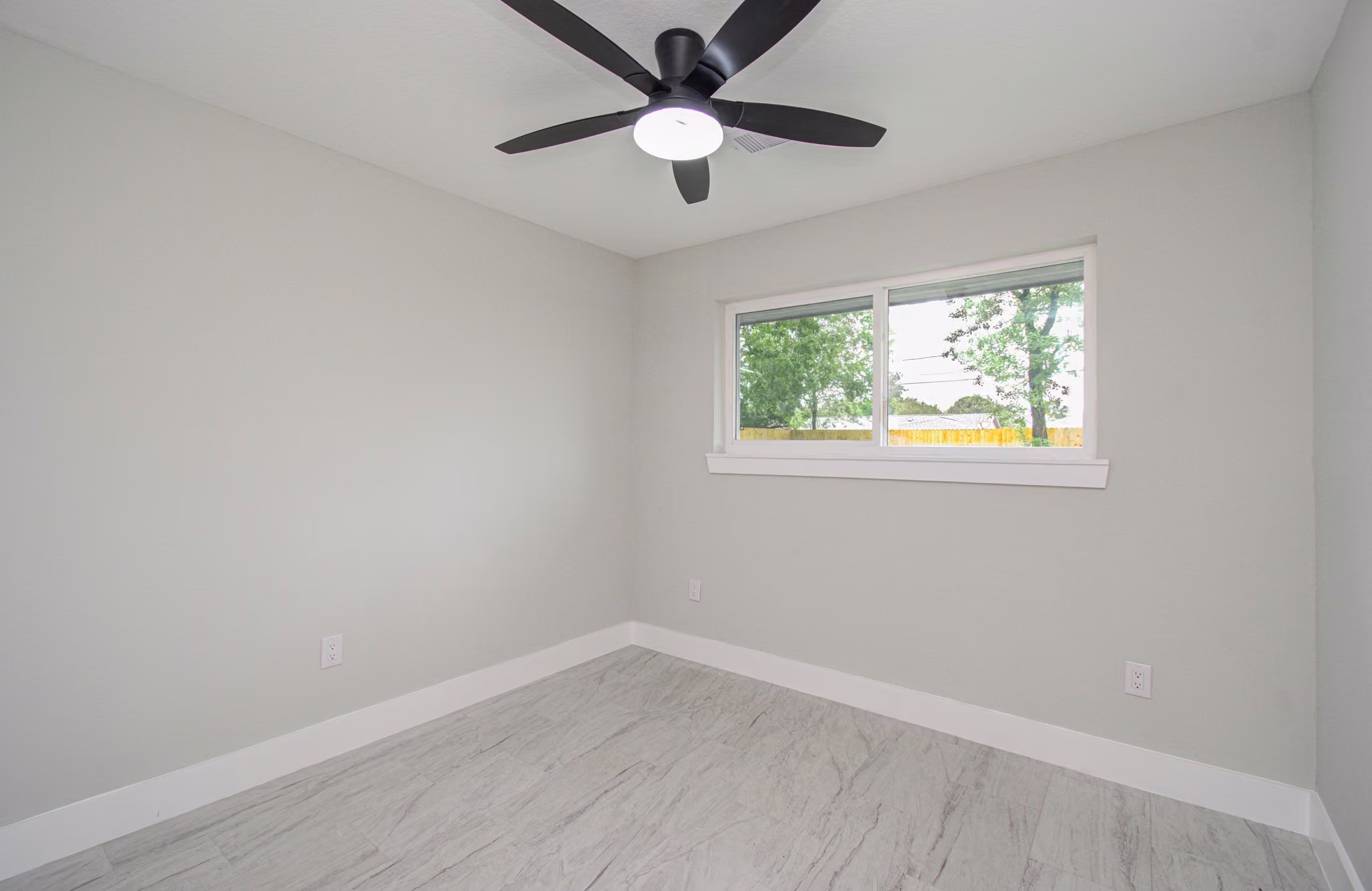 Photo 5 of 9259 Richland Drive, Houston, TX