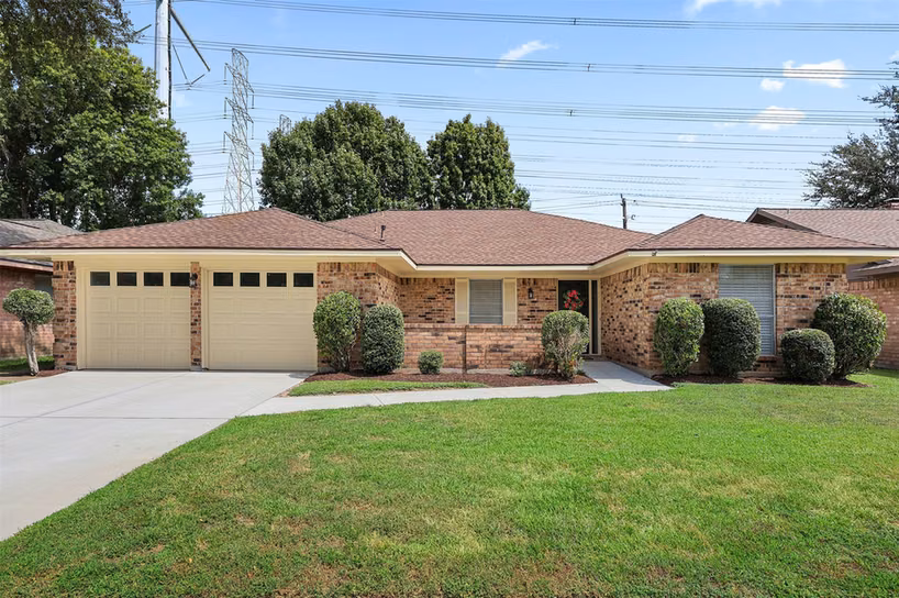 Photo of 1009 N Amy Drive, Deer Park, TX
