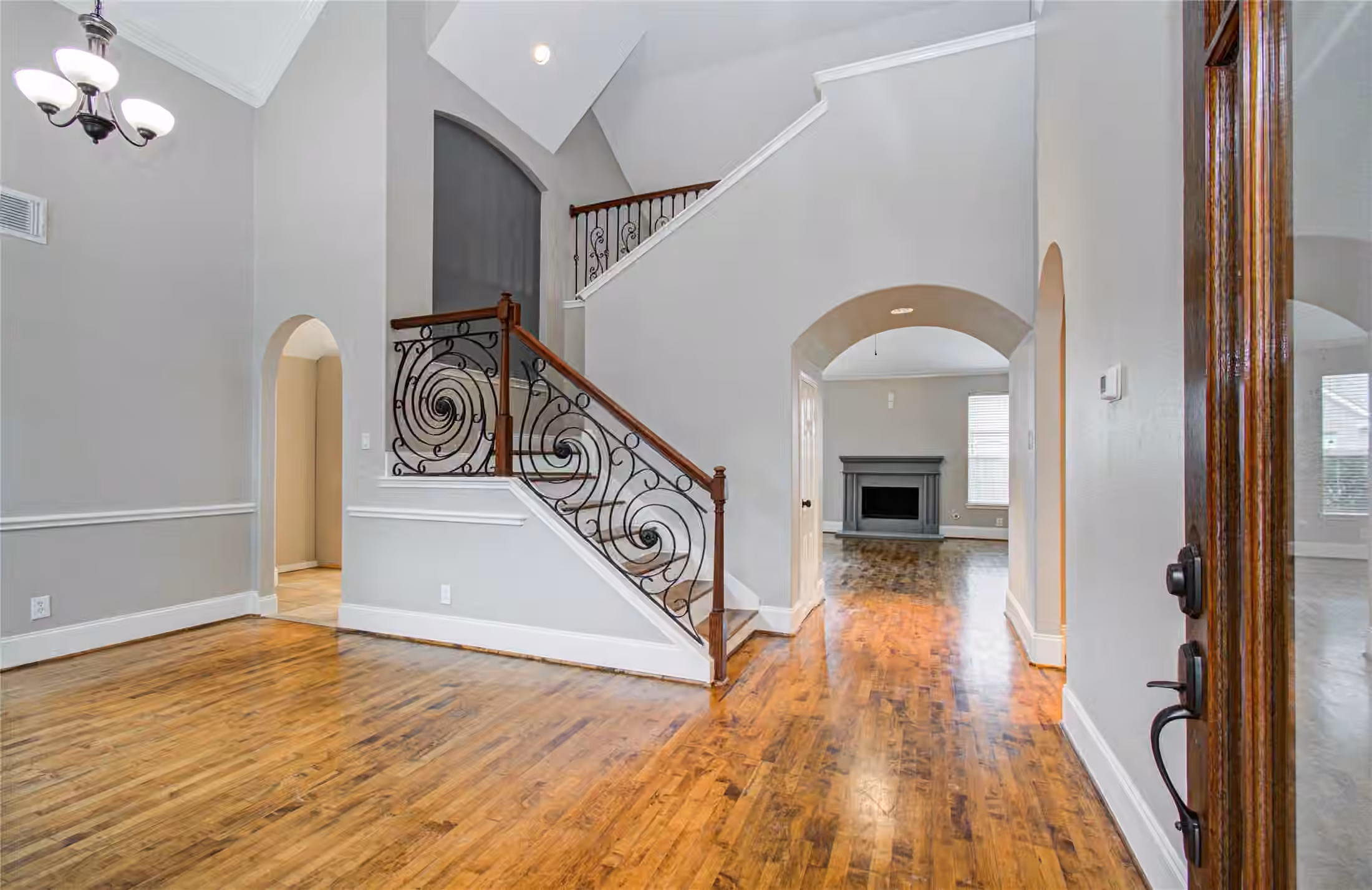 Photo 4 of 6801 Paigetree Lane, Pearland, TX