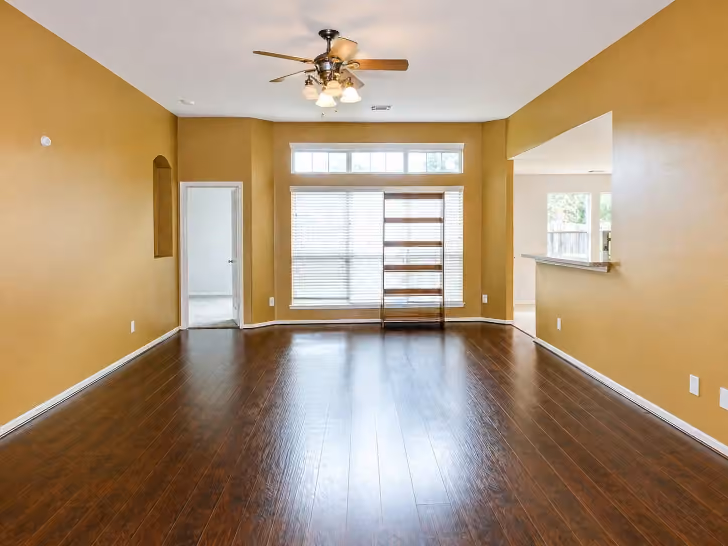 Photo 2 of 16442 Sylvan Dale Drive, Humble, TX