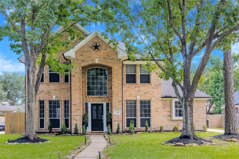 Photo 4 of 12902 Lady Jane Court, Houston, TX