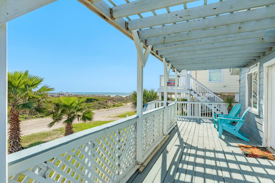 Photo 3 of 203 Carlton Avenue, Surfside Beach, TX