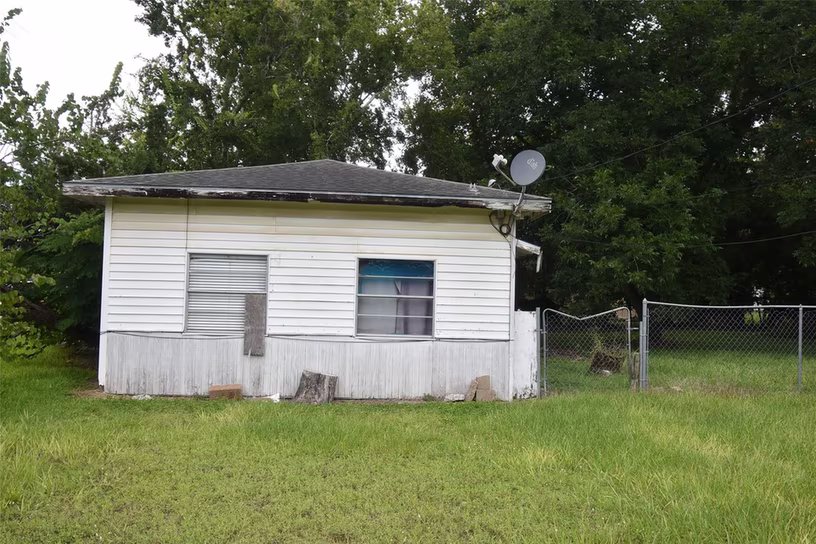 Photo of 1717 Marguerite Street, Bay City, TX 77414