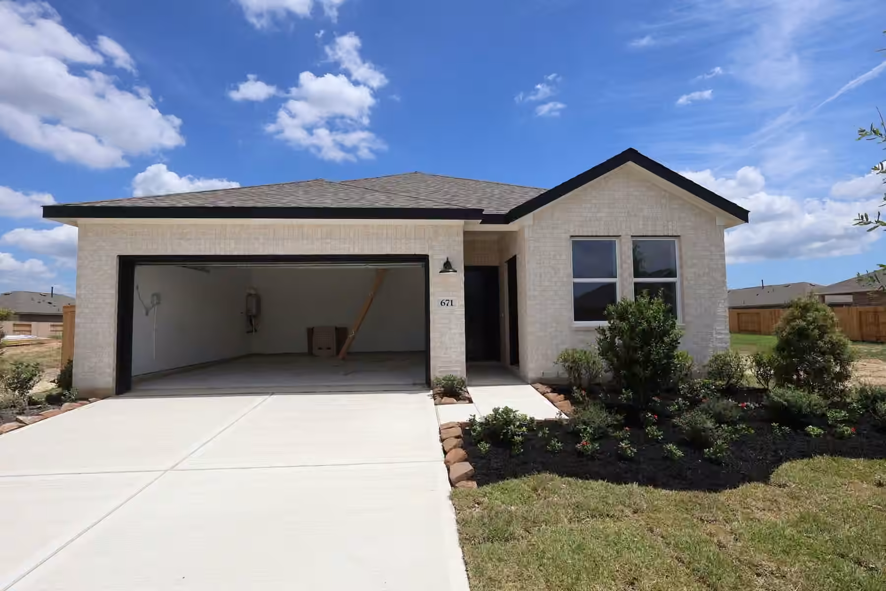 Photo 2 of 671 Daniel Lake Lane, Dayton, TX