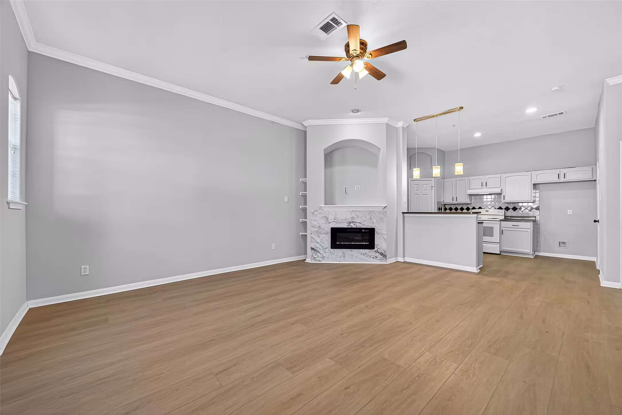 Photo 5 of 2710 Grants Lake Boulevard L8, Sugar Land, TX