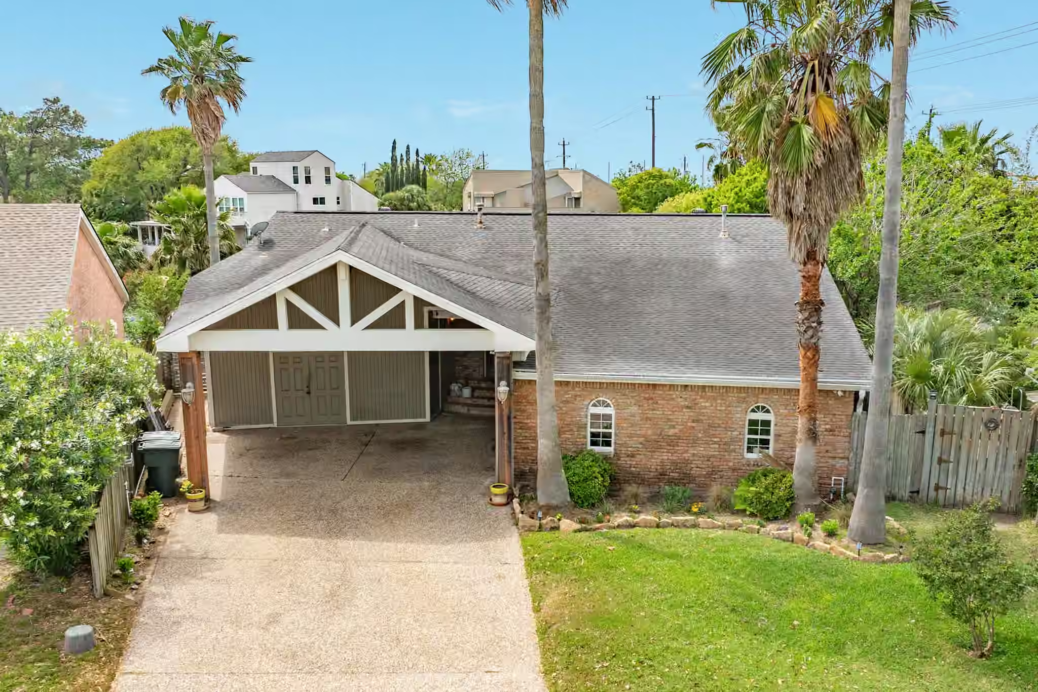 Photo 7 of 2413 Gerol Drive, Galveston, TX