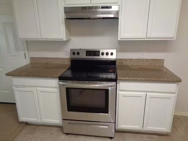 Photo 7 of 16746 Fallen Timbers Drive, Conroe, TX