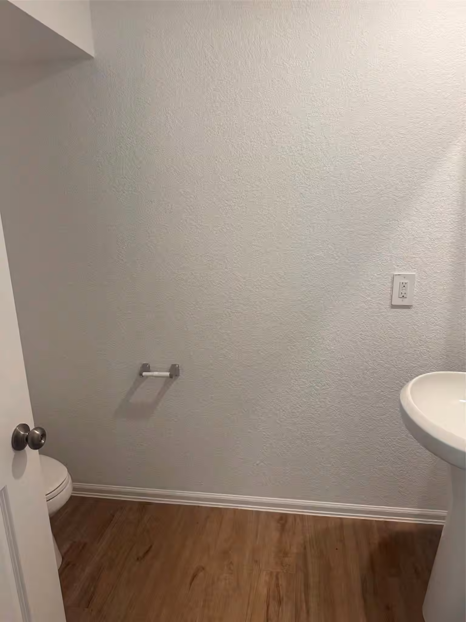 Photo 5 of 3202 Holly Stokes Way, Conroe, TX