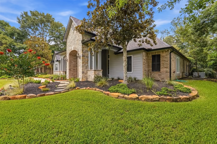 Photo 5 of 13249 Autumn Ash Drive, Conroe, TX