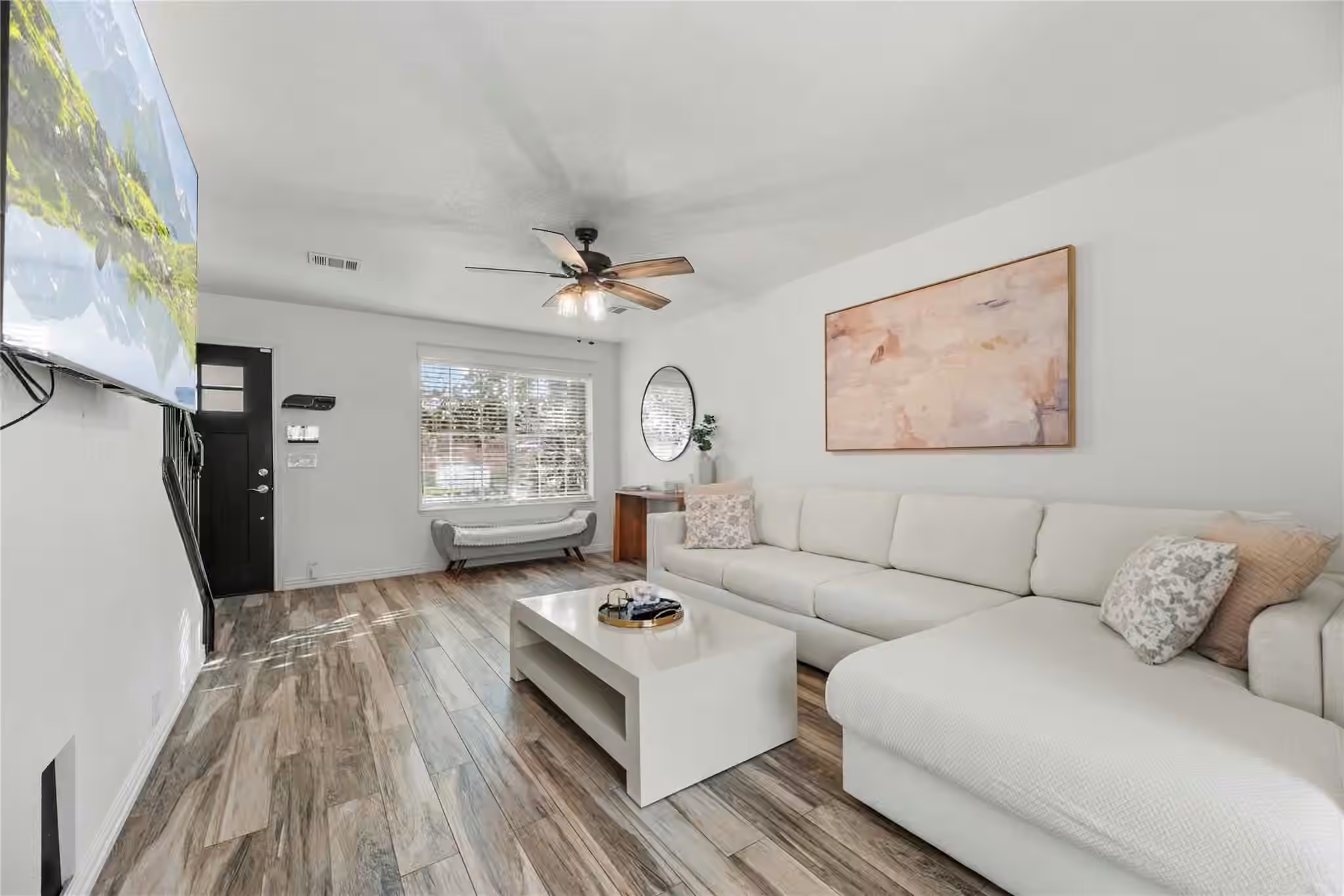 Photo 3 of 11946 Solon Springs Drive, Tomball, TX