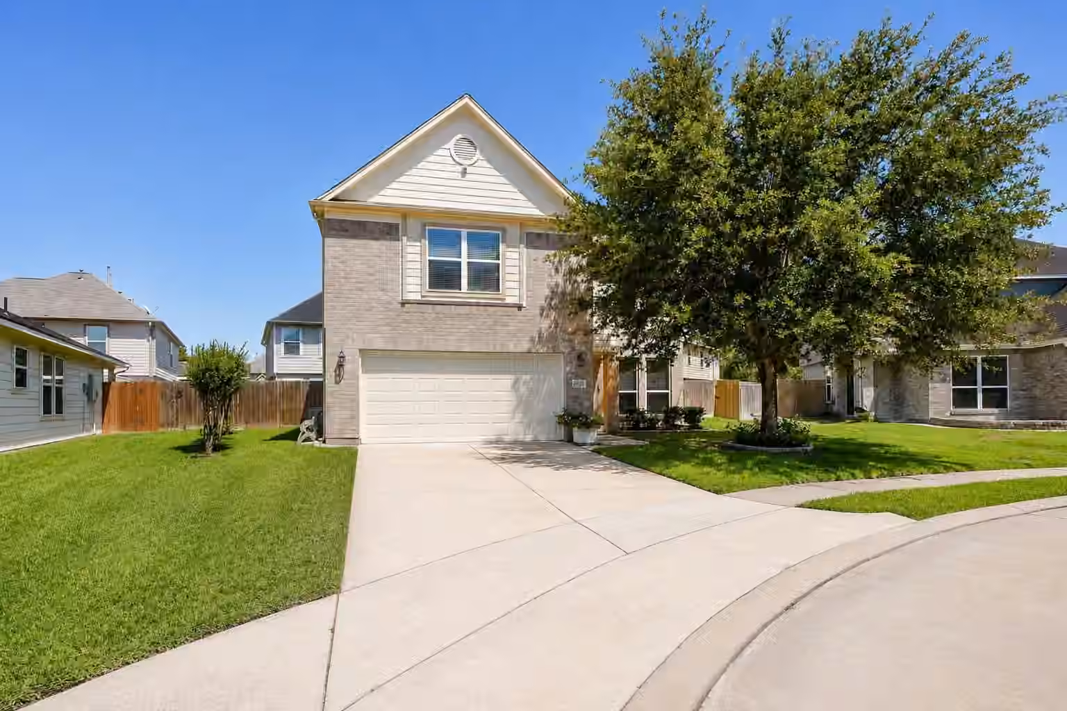 Photo of 3010 Apple Dale Drive, Houston, TX