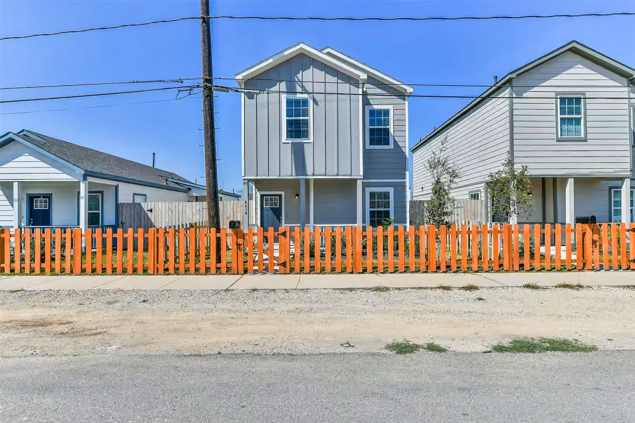 Photo of 6410 Calhoun Road, Houston, TX