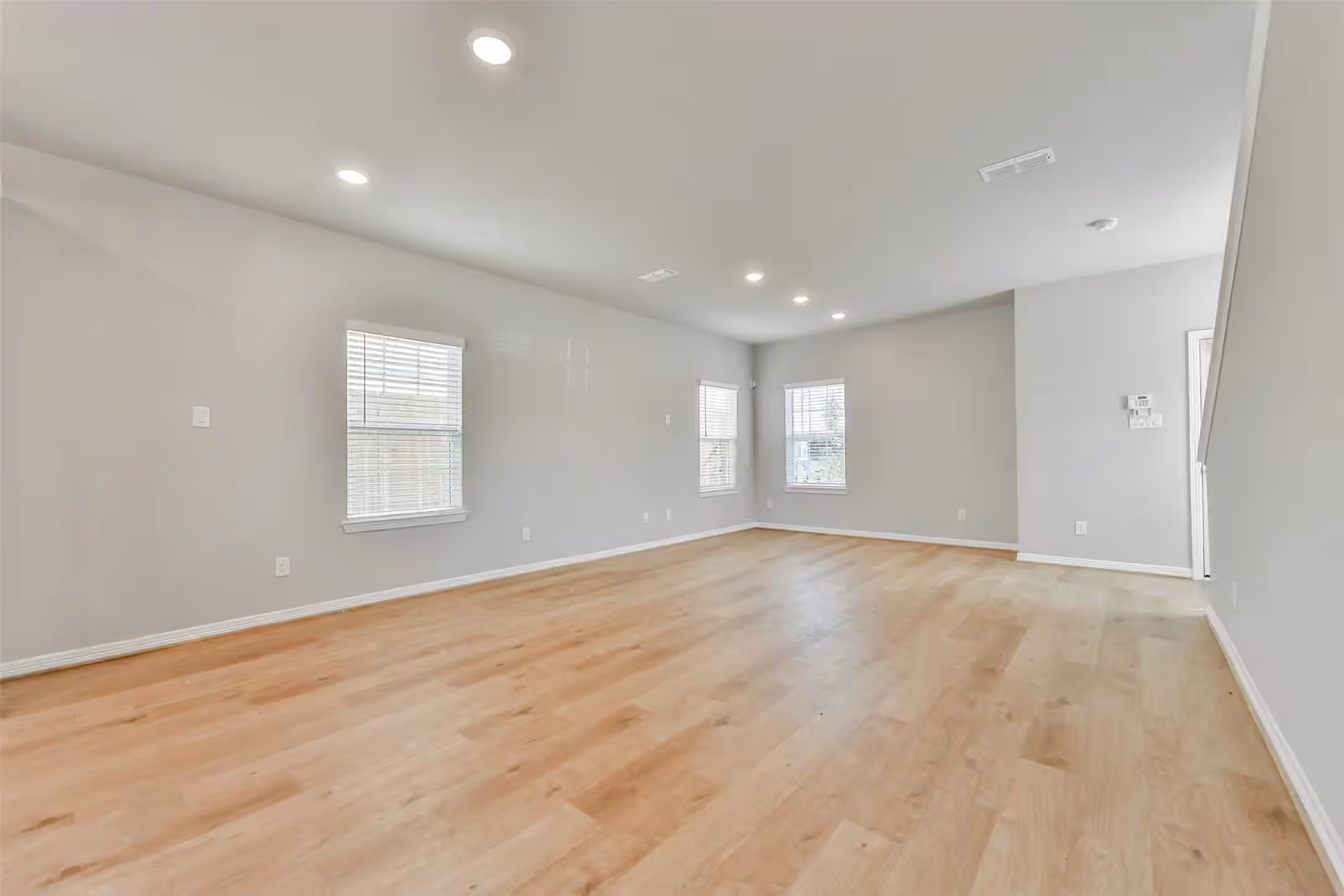 Photo 7 of 6410 Calhoun Road, Houston, TX