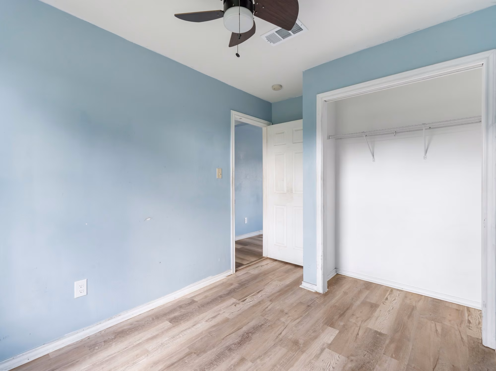 Photo 5 of 2905 Avenue A, Bay City, TX