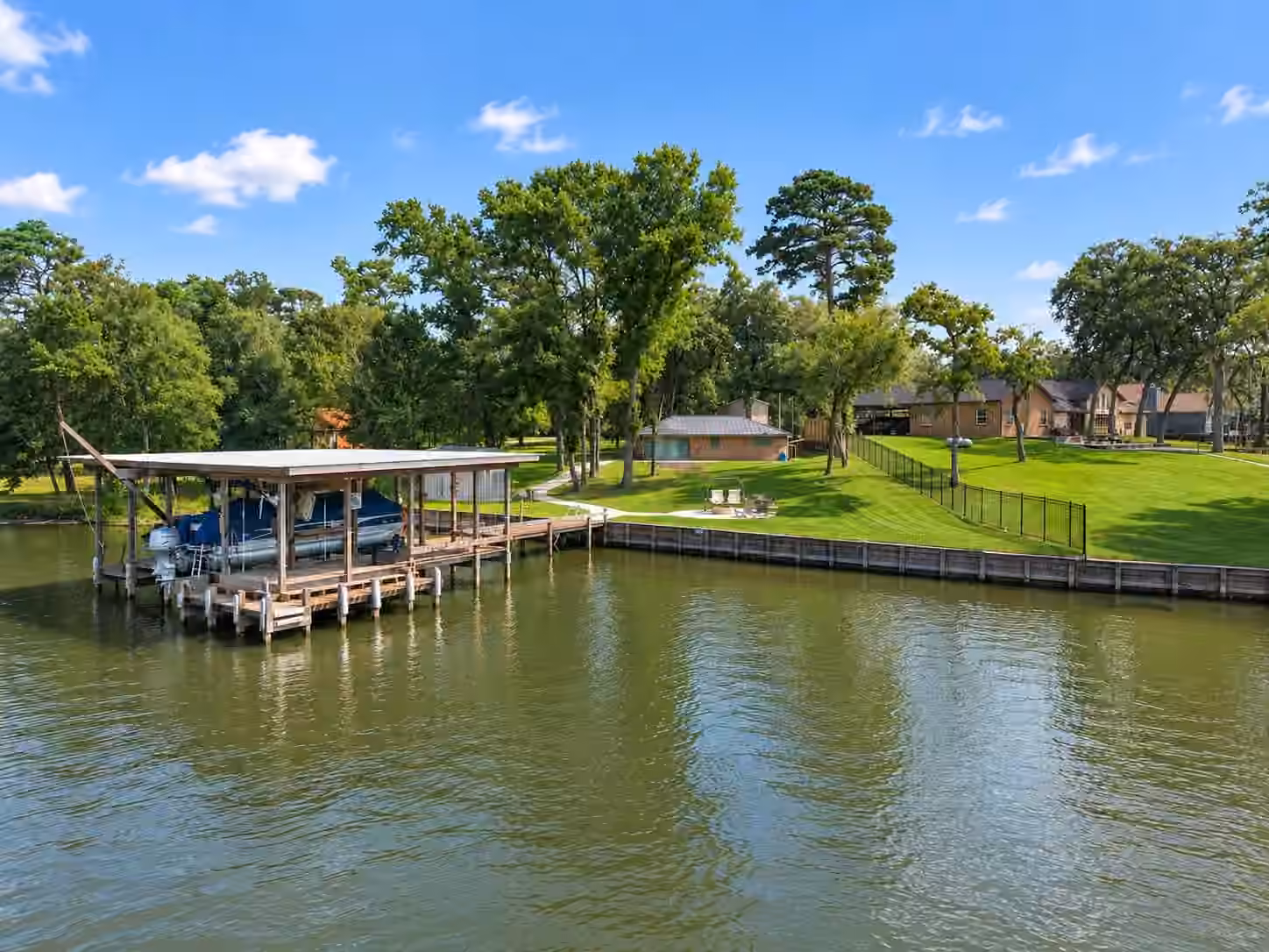 Photo 6 of 332 Red Oak Lane, Trinity, TX