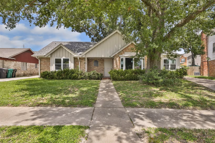 Photo of 1158 Cottage Oak Lane, Houston, TX 77091