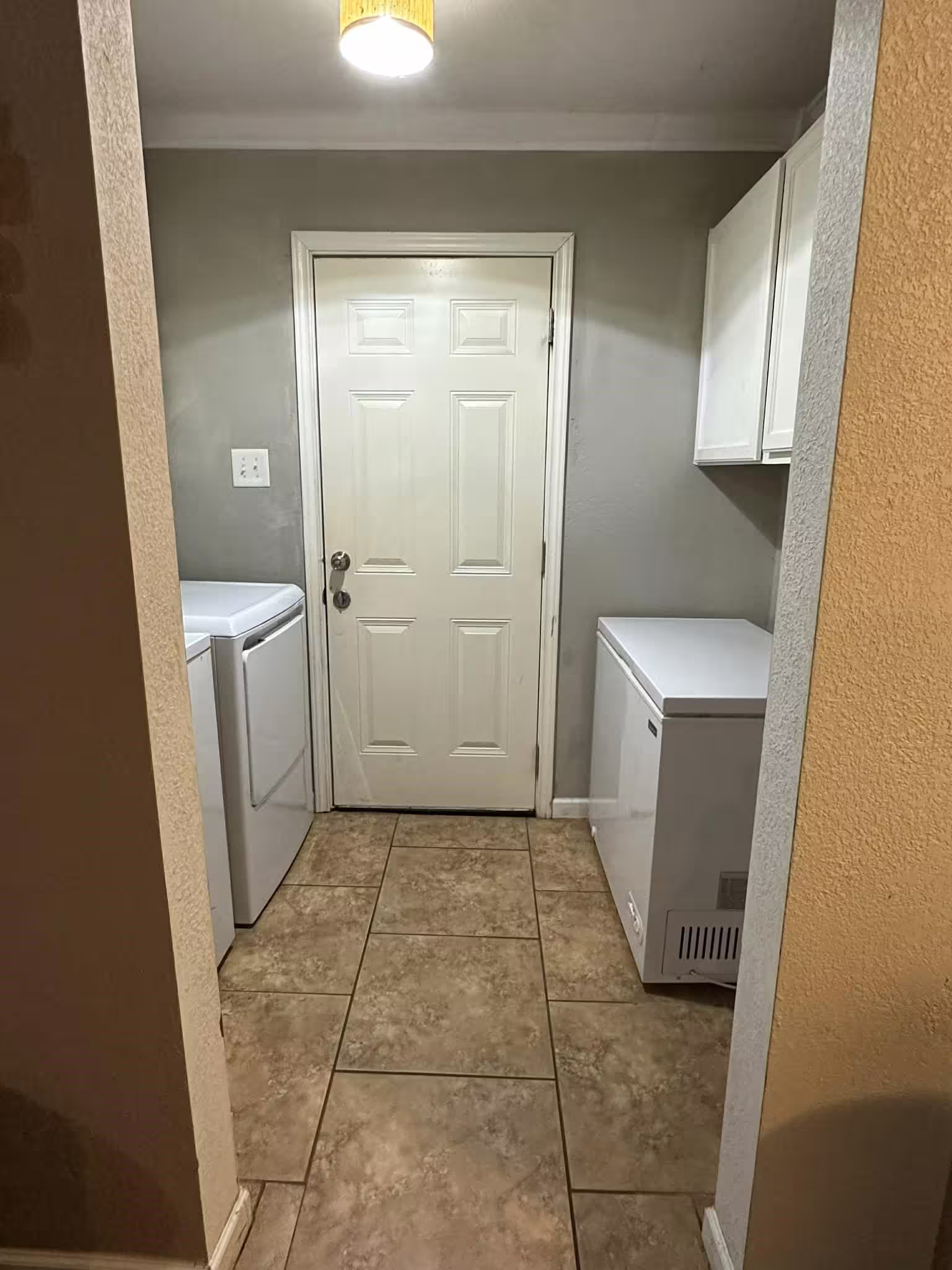 Photo 7 of 6718 Live Oak Drive, Rosharon, TX