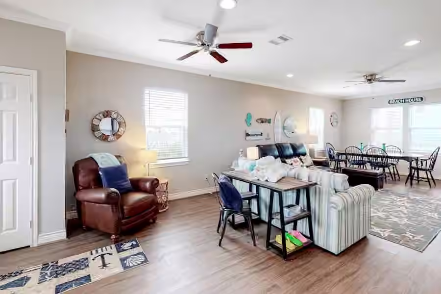 Photo 3 of 11221 Schwartz Drive, Galveston, TX