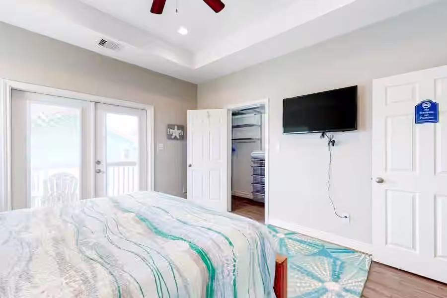 Photo 7 of 11221 Schwartz Drive, Galveston, TX