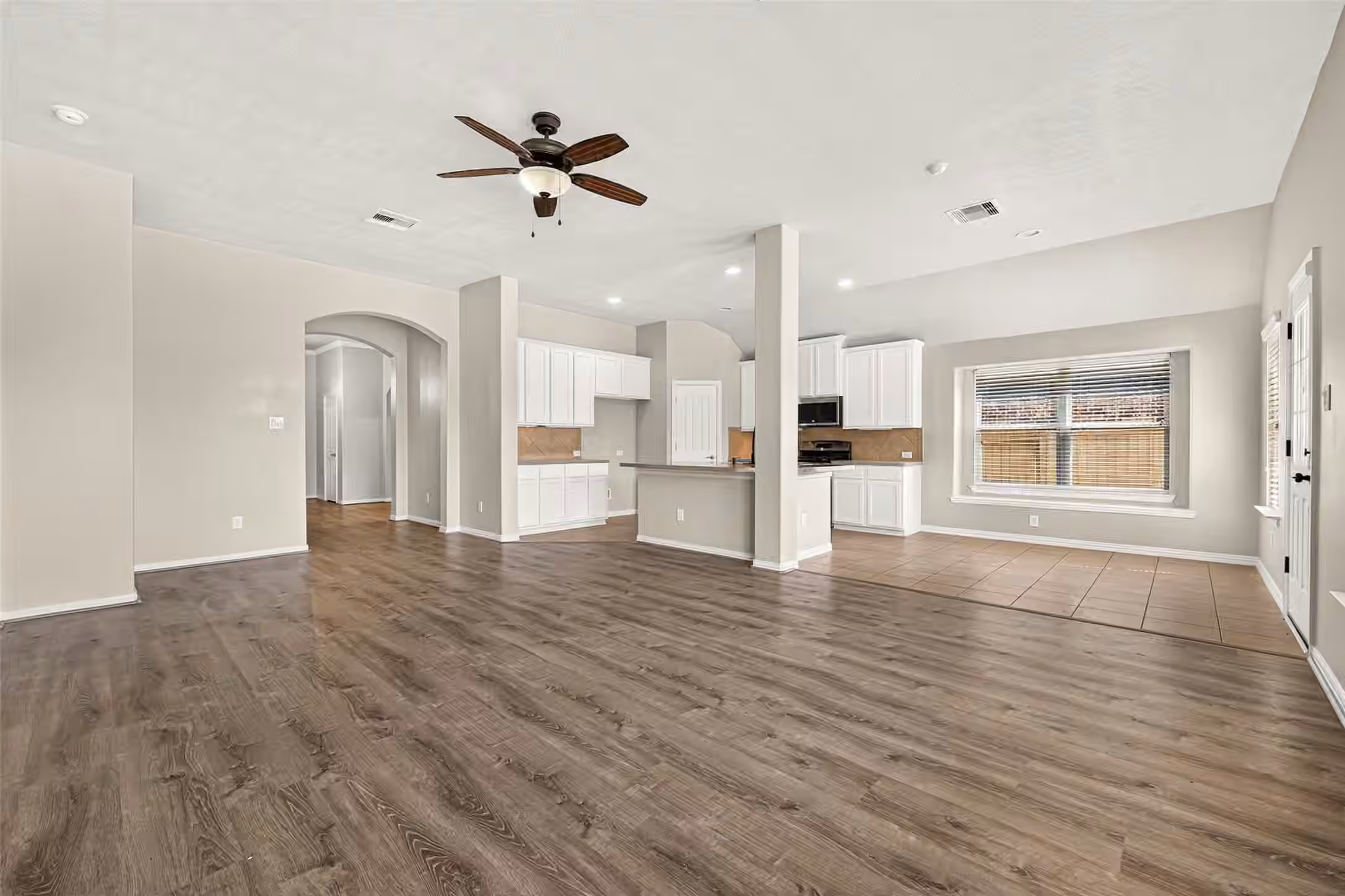Photo 5 of 18115 Garnet Red Road, Cypress, TX