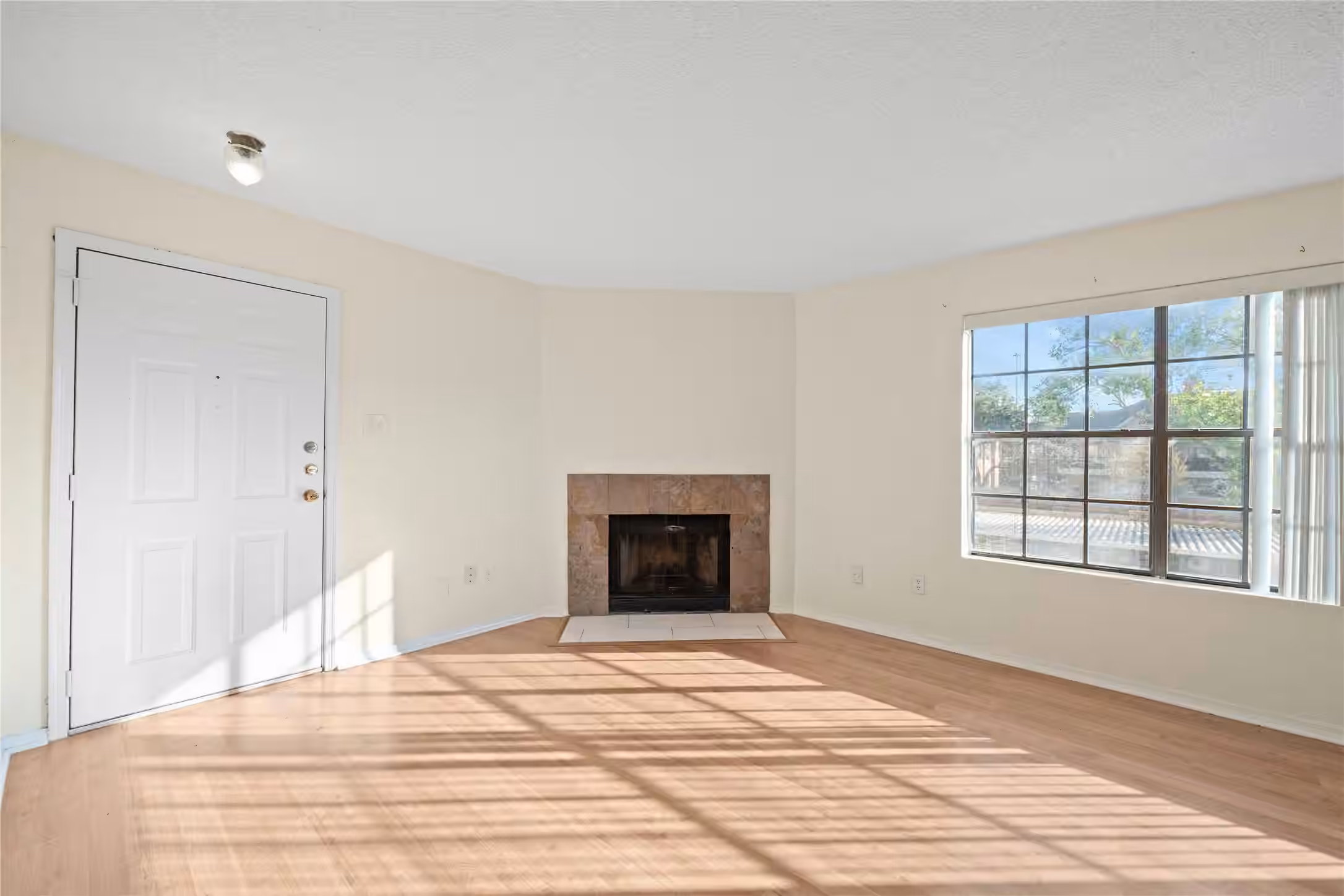 Photo 3 of 2750 Holly Hall Street 1510, Houston, TX