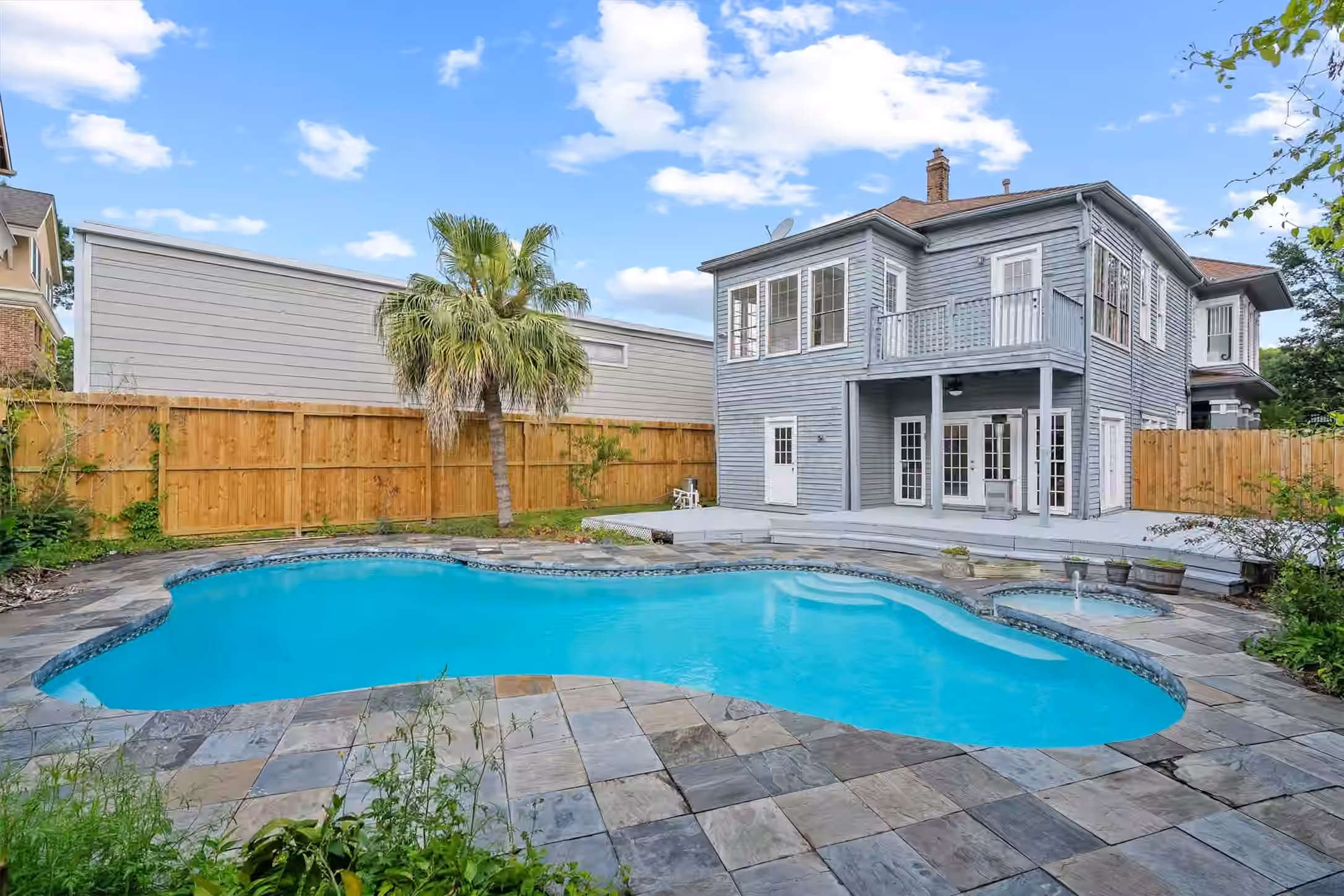 Photo of 220 Marshall Street, Houston, TX 77006