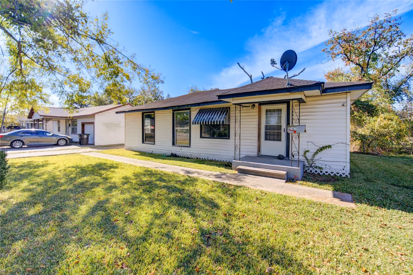 Photo 2 of 3431 Sayers Street, Houston, TX