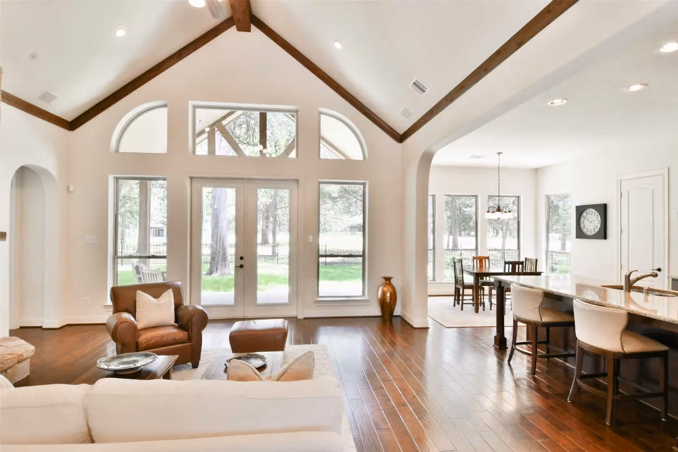 Photo 6 of 901 N Falls Drive, New Ulm, TX