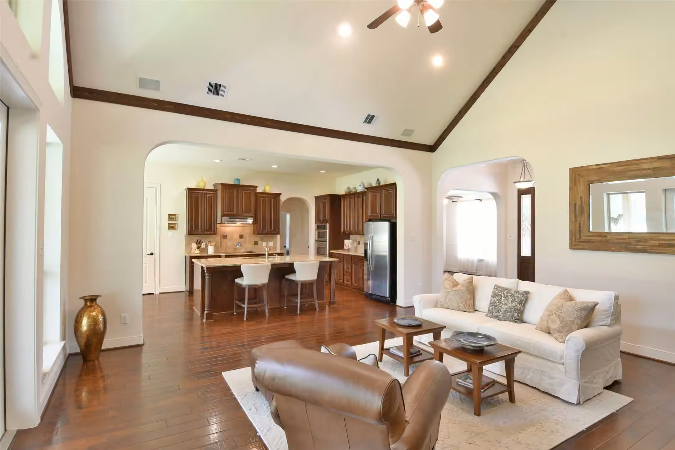 Photo 7 of 901 N Falls Drive, New Ulm, TX