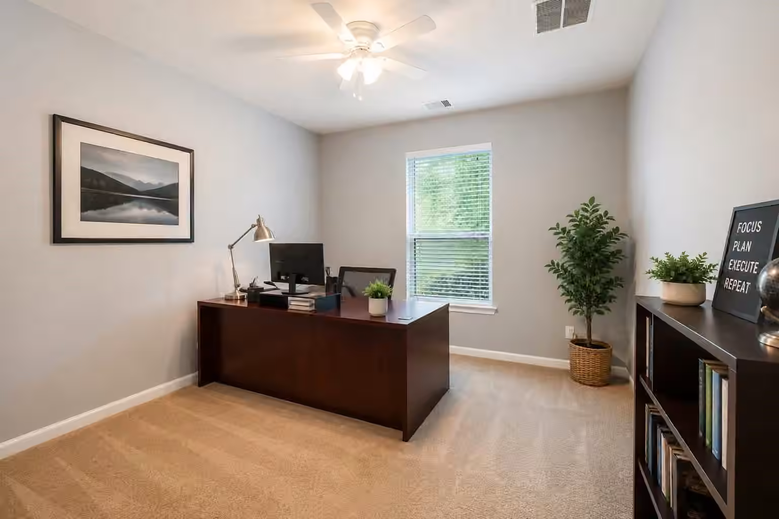 Photo 4 of 2711 Sugar Harbor Lane, Katy, TX