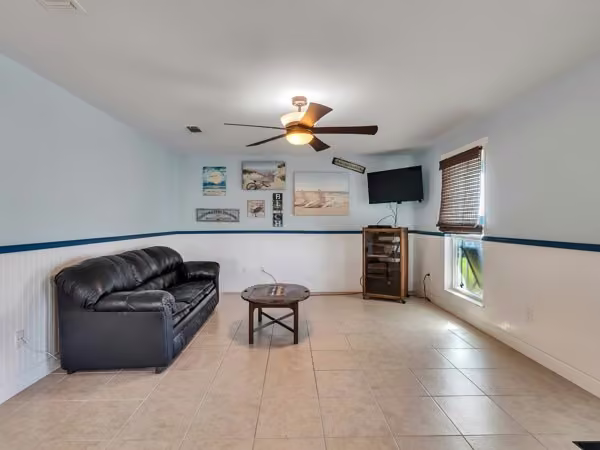 Photo 7 of 16631 Mansvelt Road, Jamaica Beach, TX