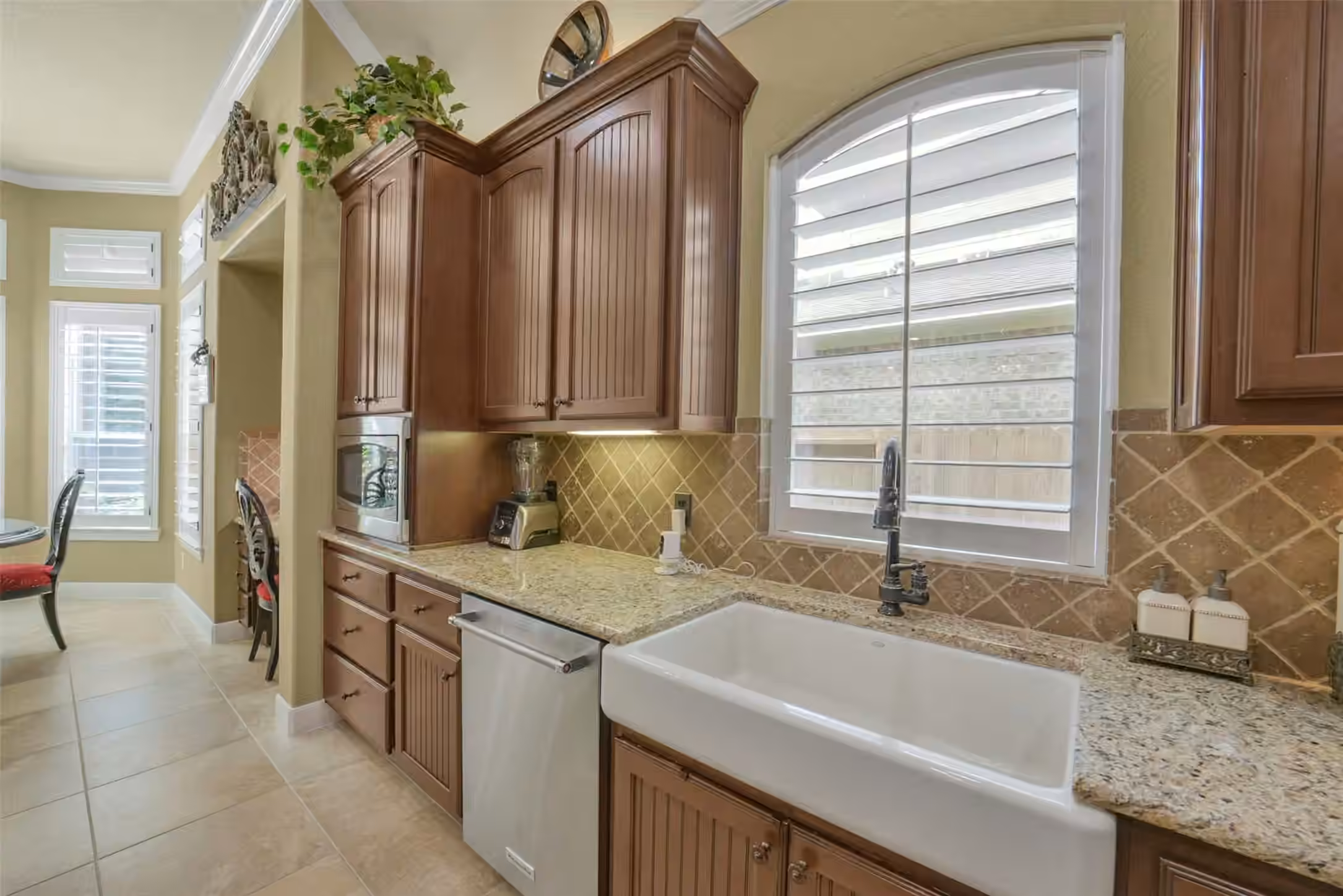 Photo 7 of 8323 Phantom Mist Drive, Richmond, TX