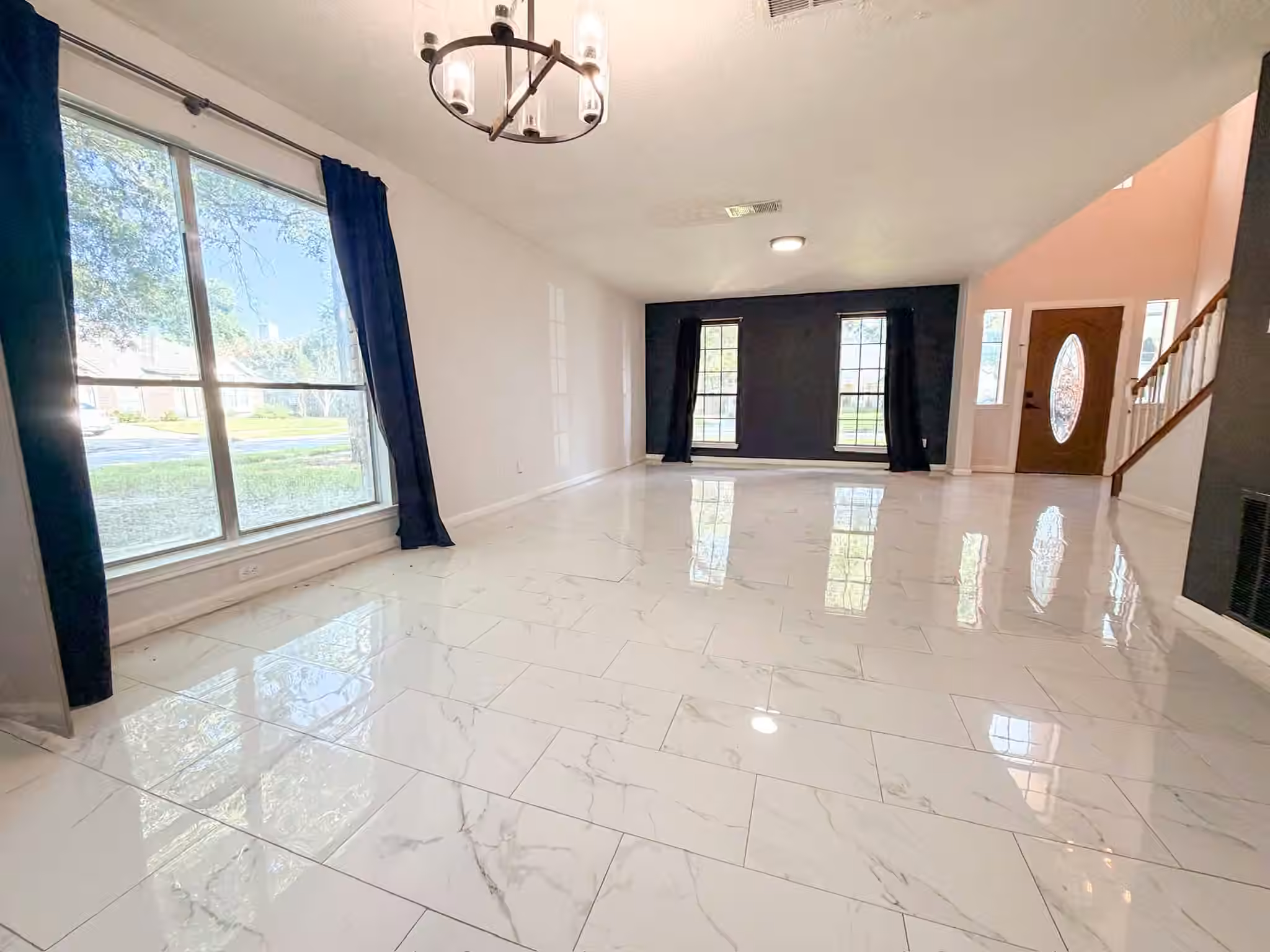 Photo 3 of 1802 Lavaca Street, Friendswood, TX