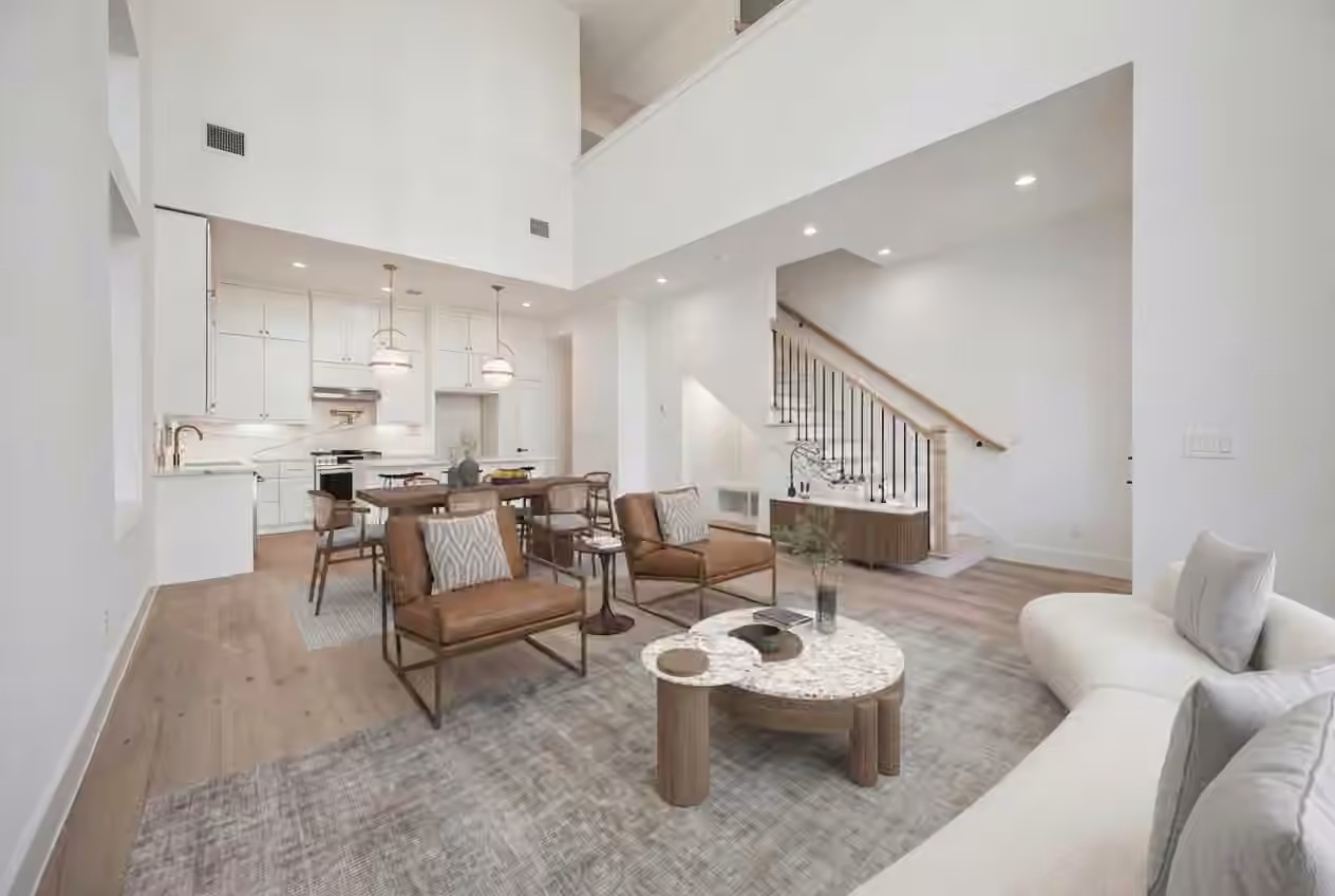 Photo 4 of 949 Blackshire Lane, Houston, TX