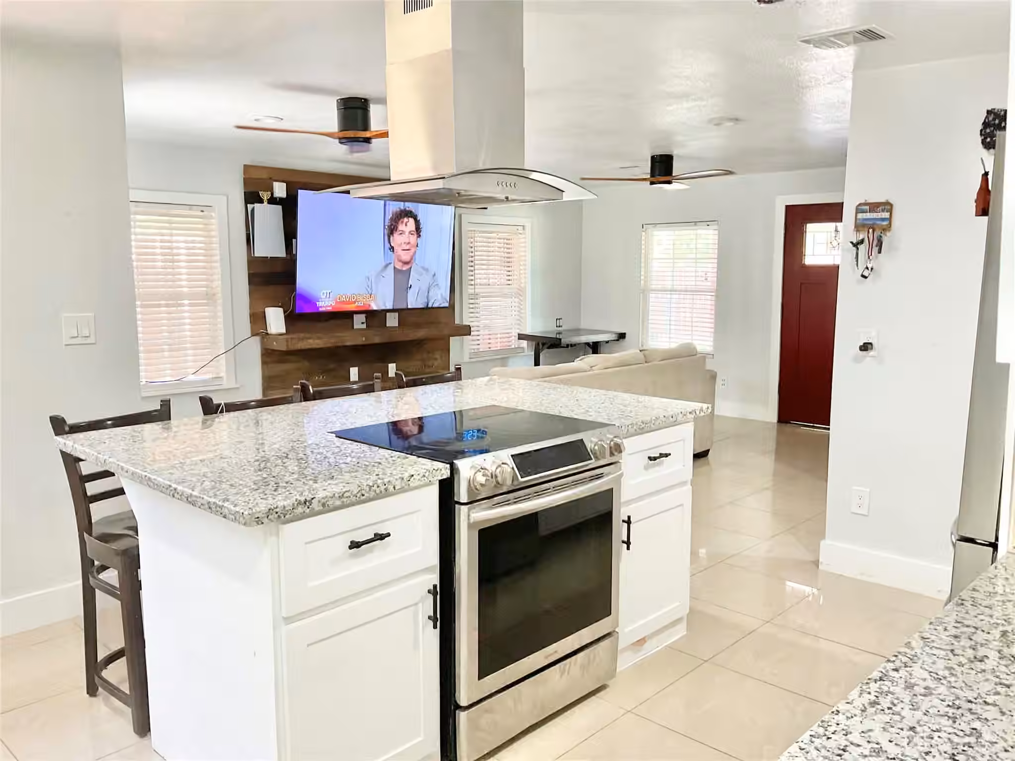 Photo 6 of 616 Kansas Street, Pasadena, TX